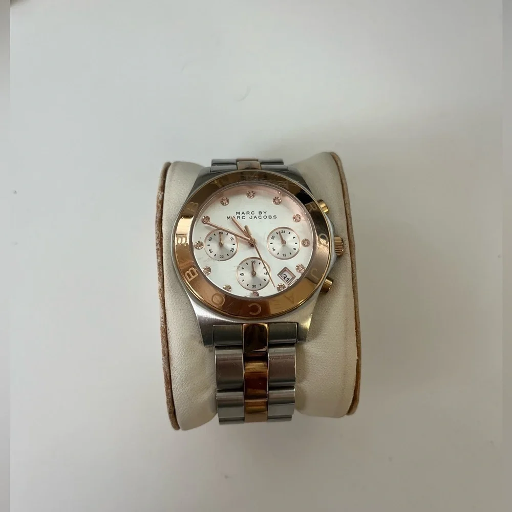 MARC by Marc Jacobs
Blade Two-Tone Watch, Stainless Steel/Rose Golden - Picture 4 of 7